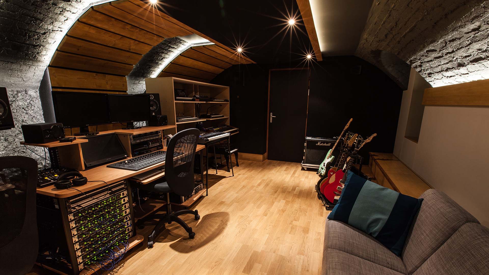 Studio-D-2-ok